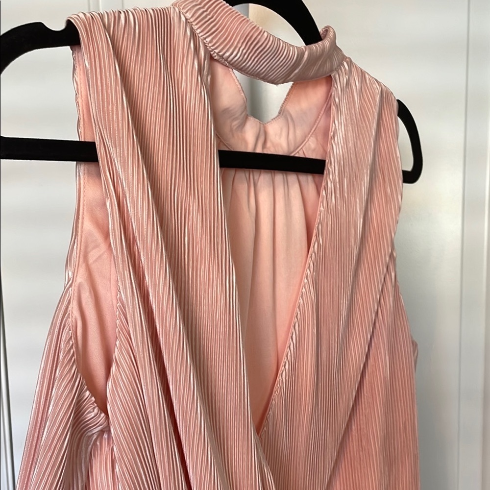 Adelyn Rae Pink Sleeveless Pleated Blouse with Mandarin Collar - Picture 5 of 6